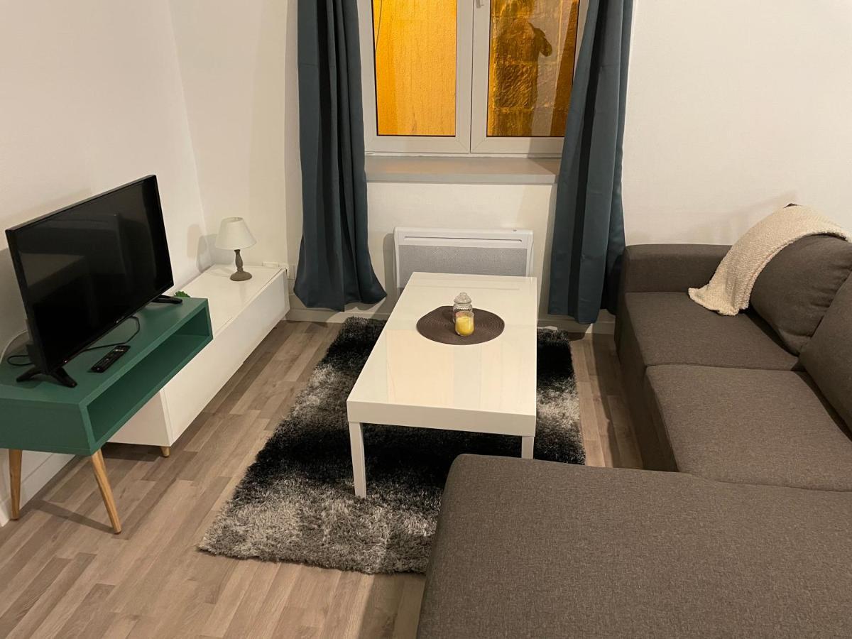 Appartement T2 meublé, centre Verdun, 1er étage Exterior foto